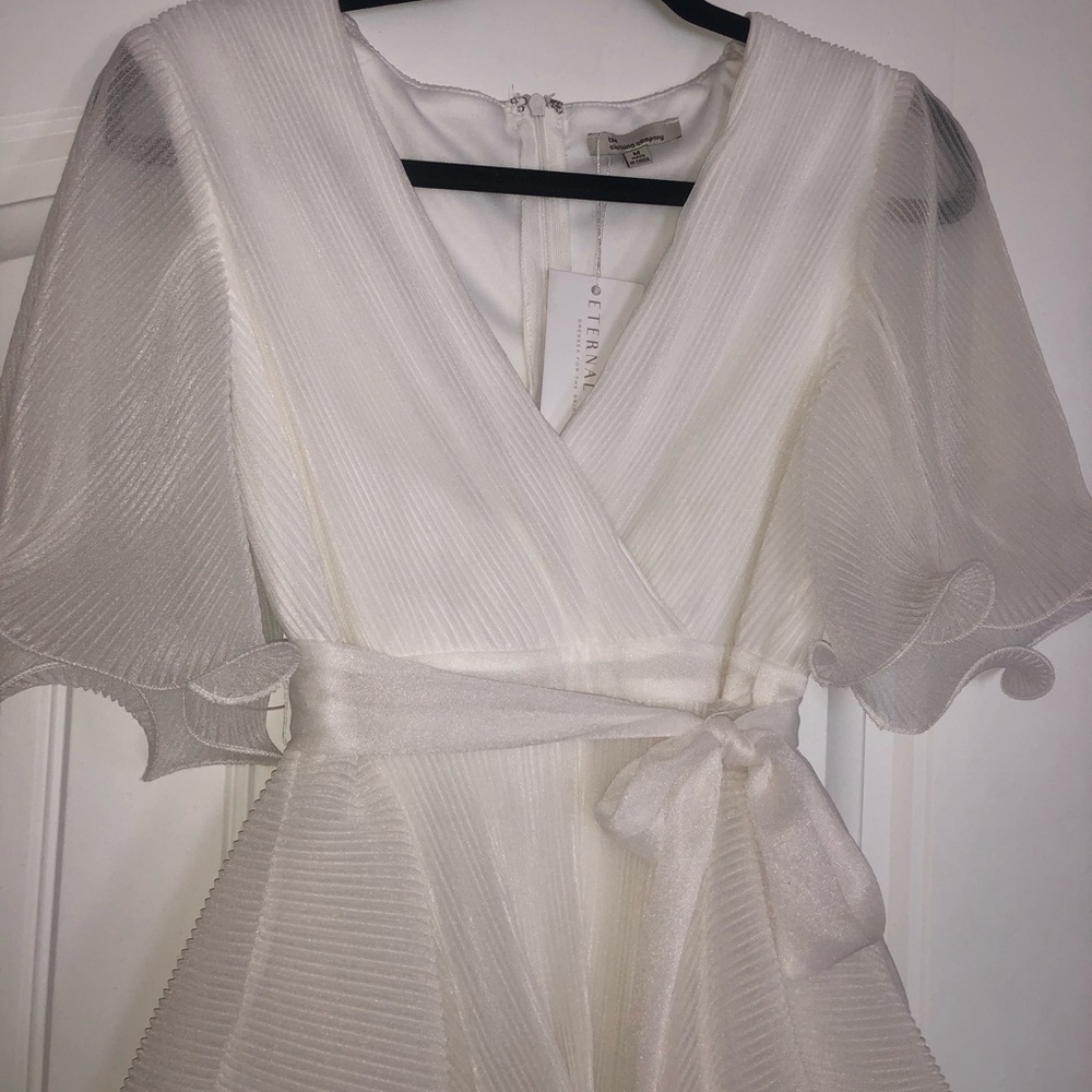 NWT white ruffle dress - Picture 4 of 11